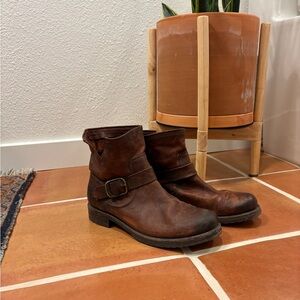 Frye Veronica Dark Brown Leather Buckle Boots